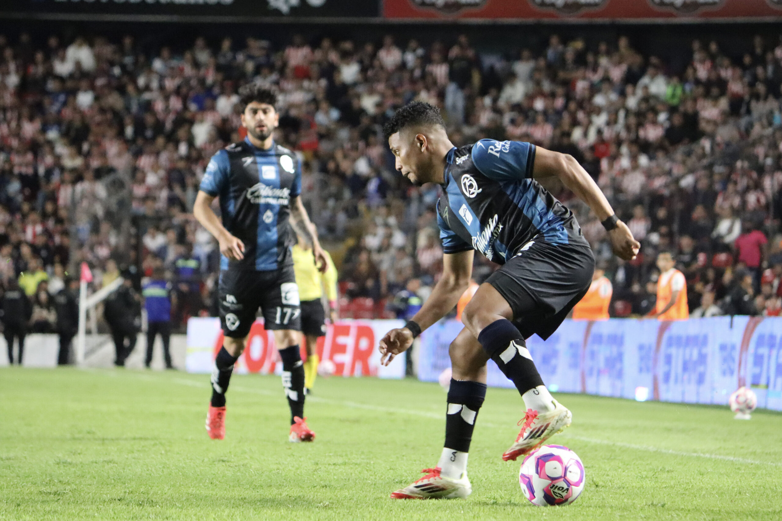 Querétaro F.C. anuncia seis bajas rumbo al Clausura 2026