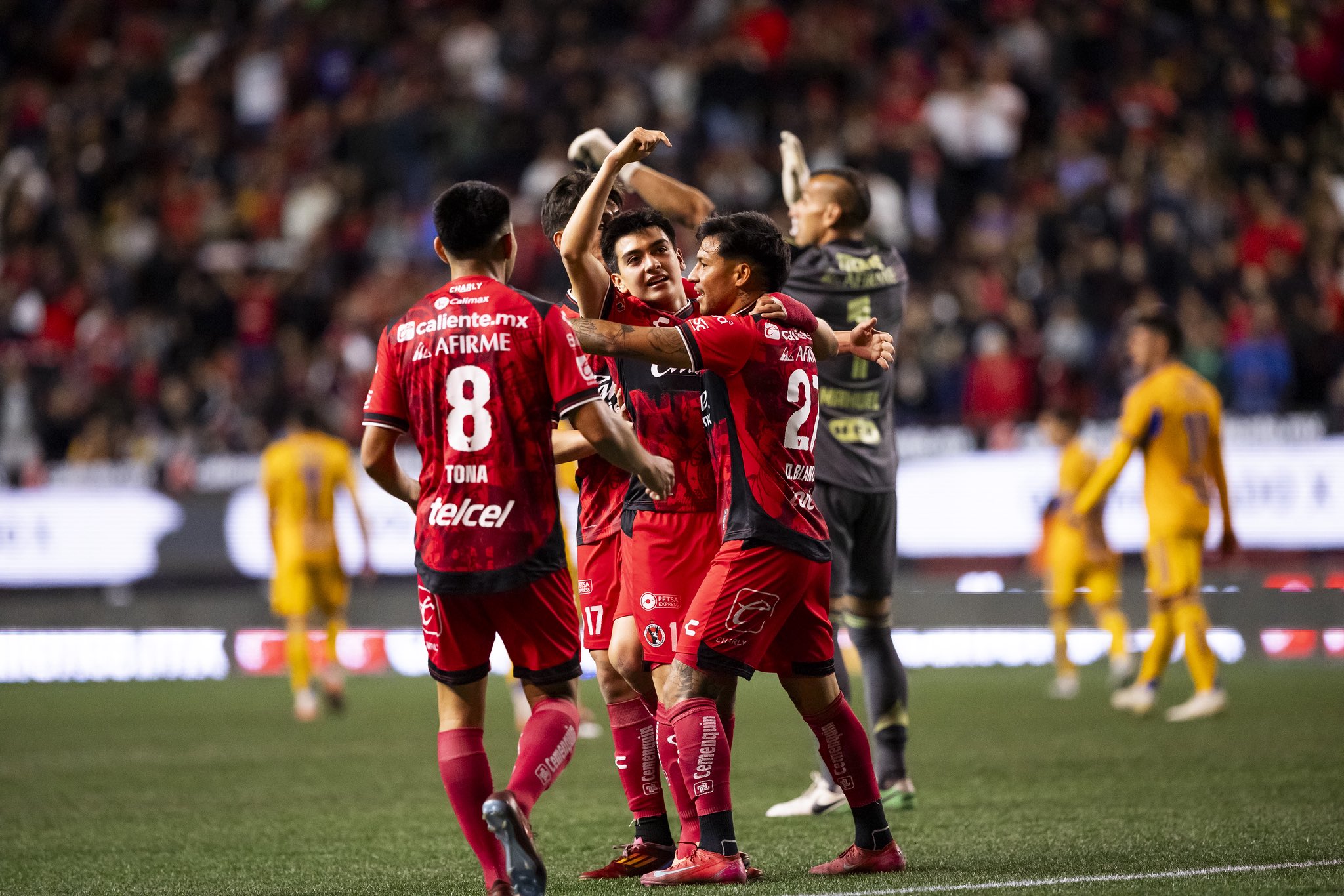 Xolos goleó 3-0 a Tigres en la Ida y toma ventaja rumbo a Semifinales del Apertura 2025