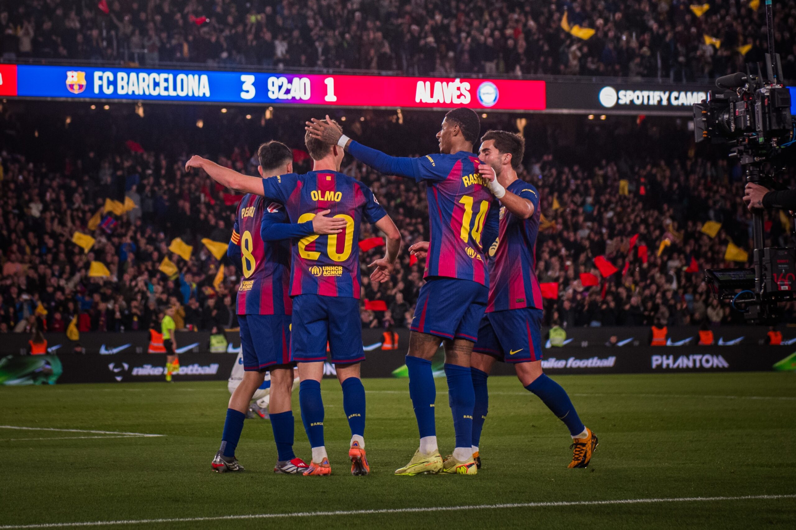 Barcelona asalta el liderato y el Madrid se atasca en Girona: así quedó LaLiga tras la jornada 14