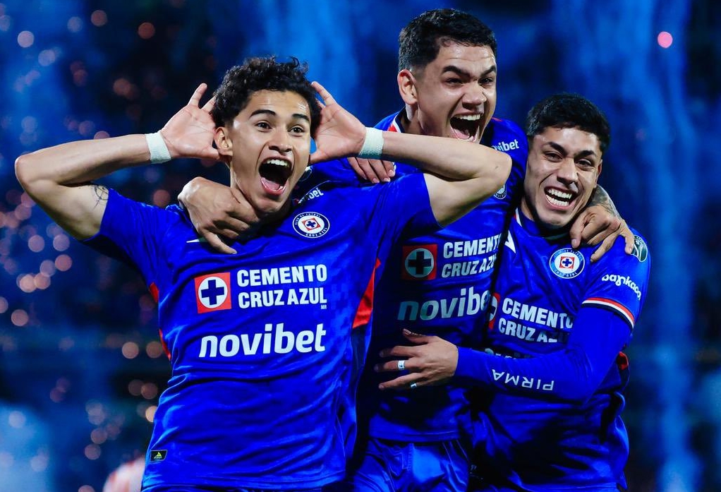 Cruz Azul elimina dramáticamente a Chivas y va contra Tigres en semifinales