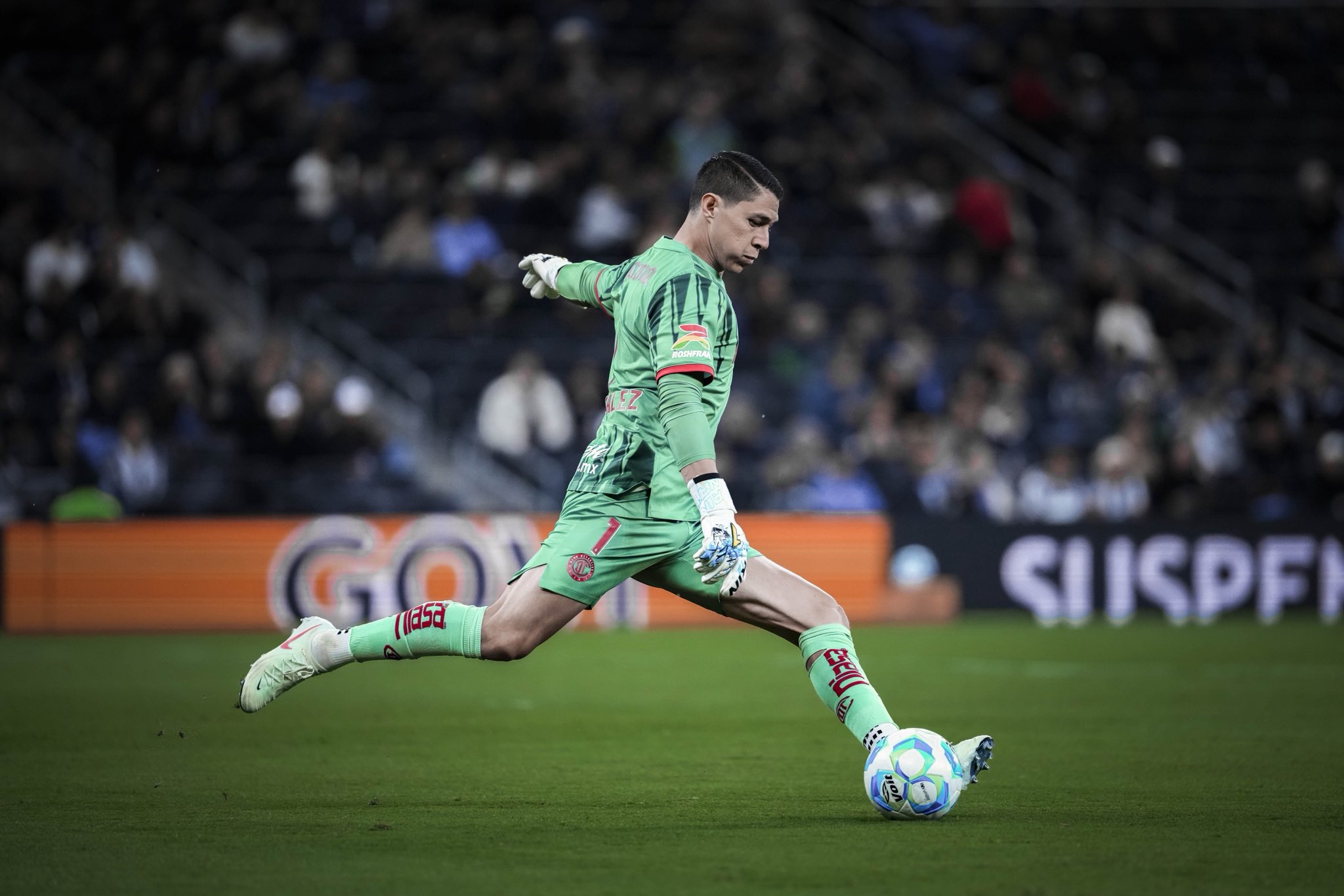 Toluca 1–0 Rayados: Helinho da una victoria de alcance al bicampeón en el BBVA