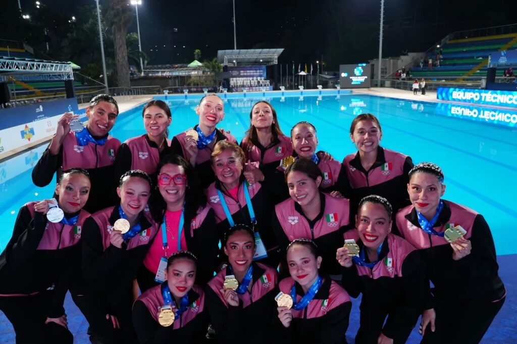 México abre el fin de semana con oro y dos platas en la Copa del Mundo de Natación Artística en Medellín