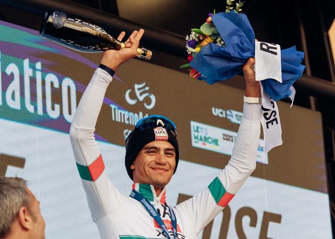 Isaac del Toro gana la etapa reina de la Tirreno-Adriático 2026 y queda a un paso del título