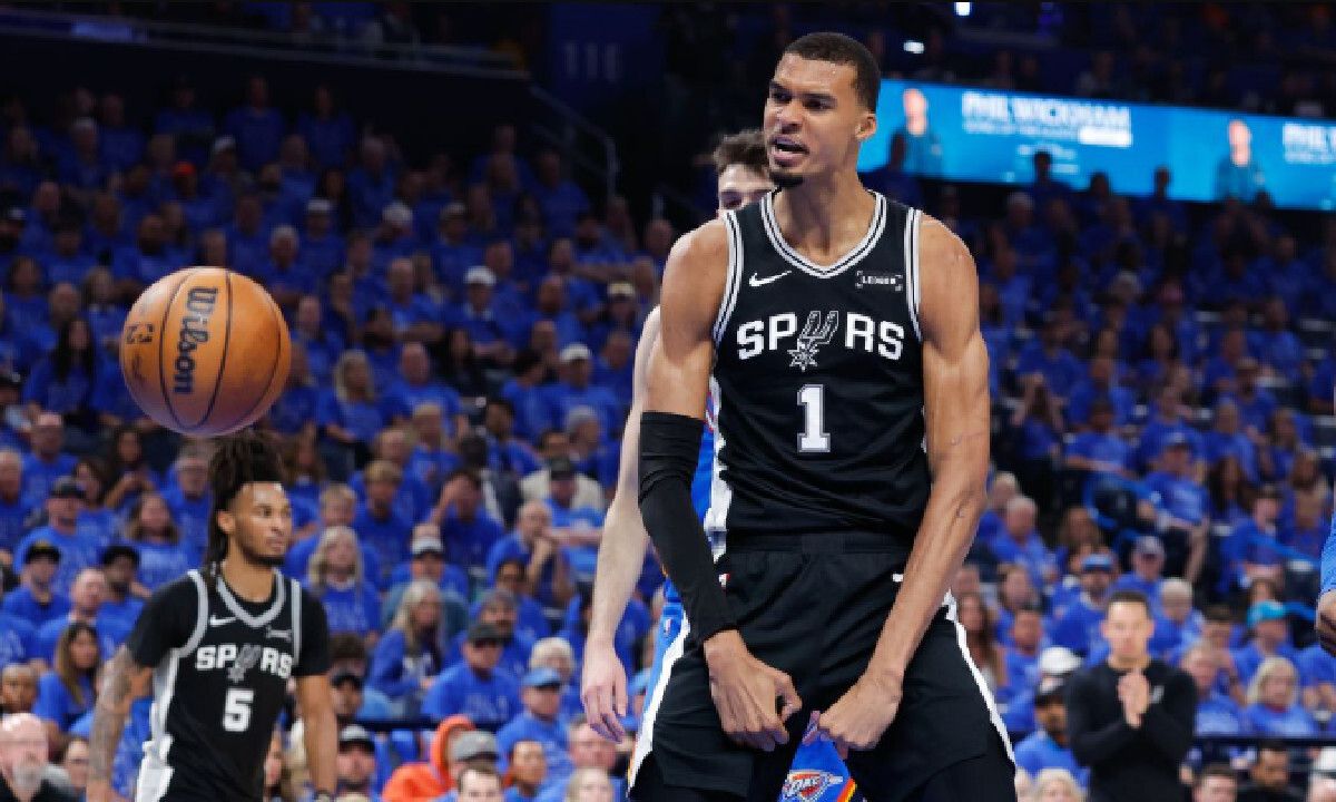 Wembanyama domina con 41 puntos y los Spurs vencen al Thunder en doble prórroga en el Juego 1 de las Finales del Oeste