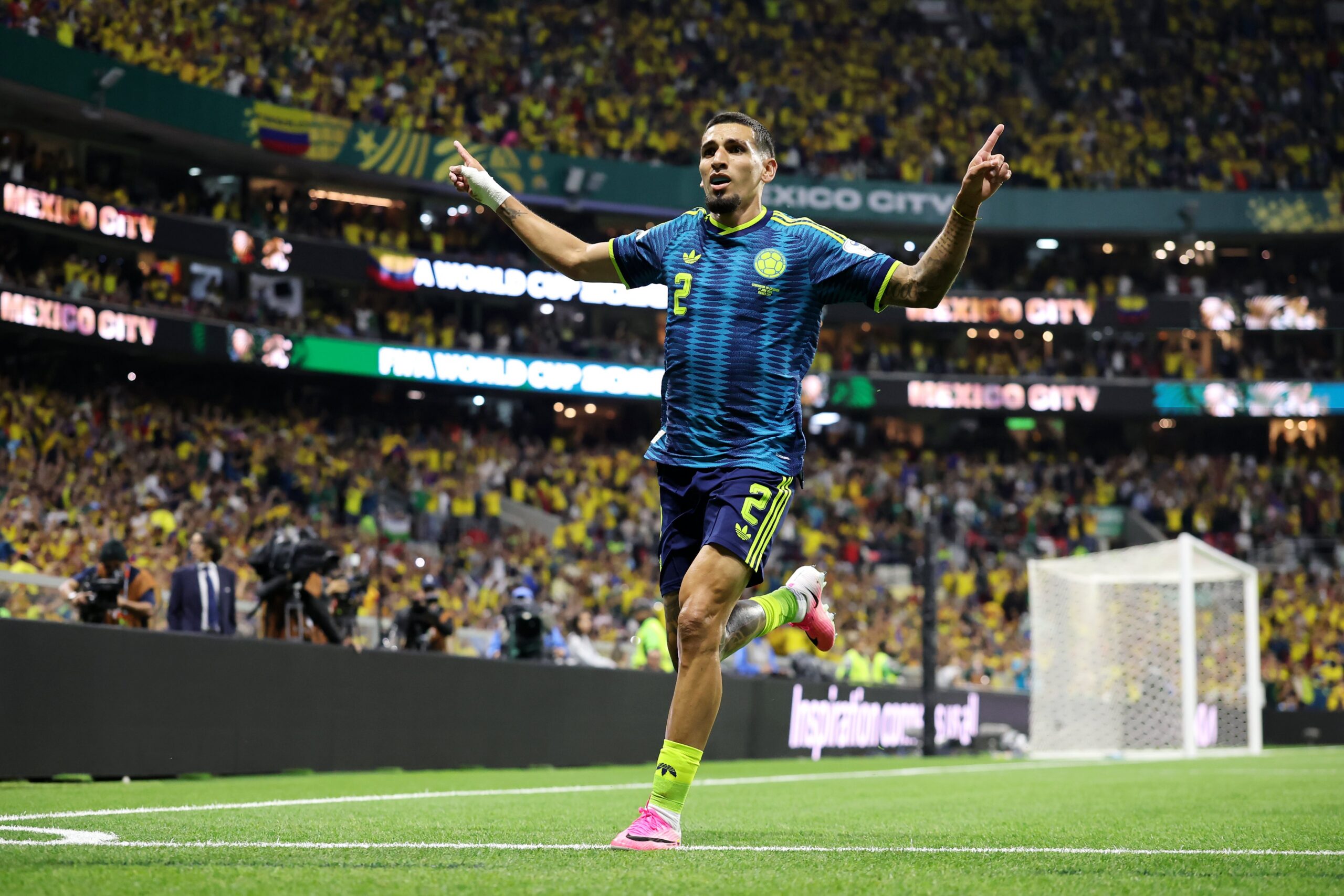 Colombia domina en el Azteca y vence 3-1 a Uzbekistán en su regreso mundialista: Luis Díaz, Muñoz y Campaz de último minuto