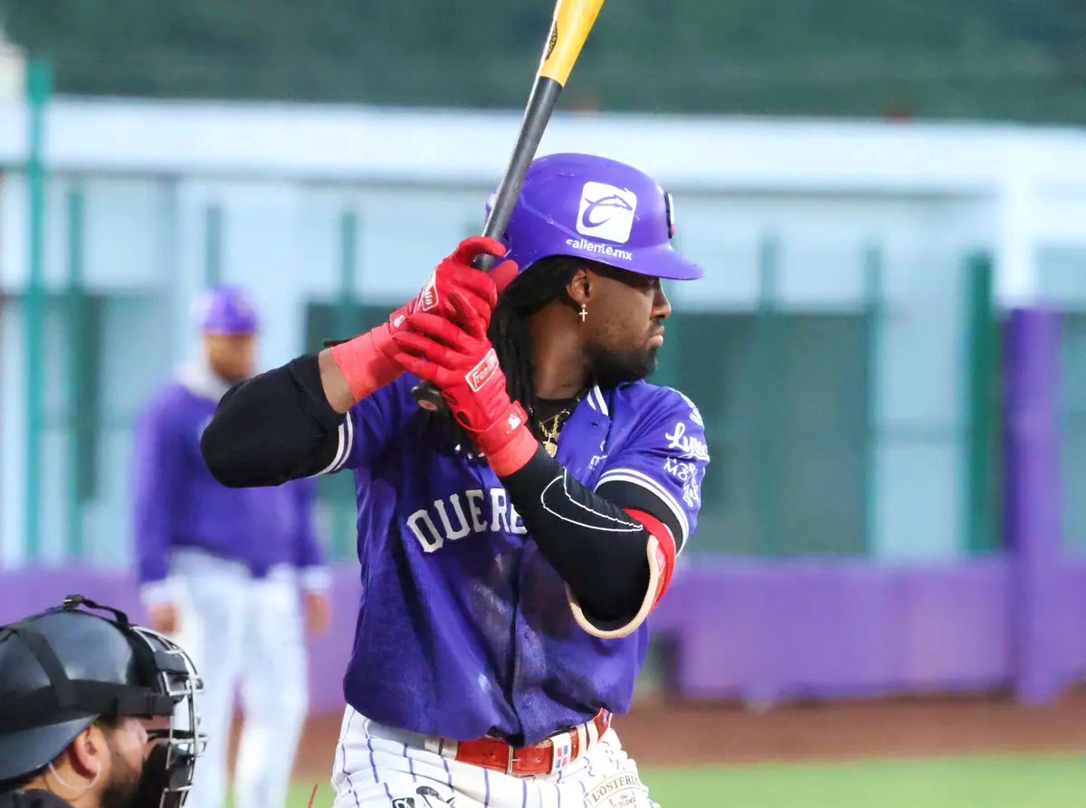 Conspiradores remonta en la octava y amarra la serie ante los Tecos en el Finsus
