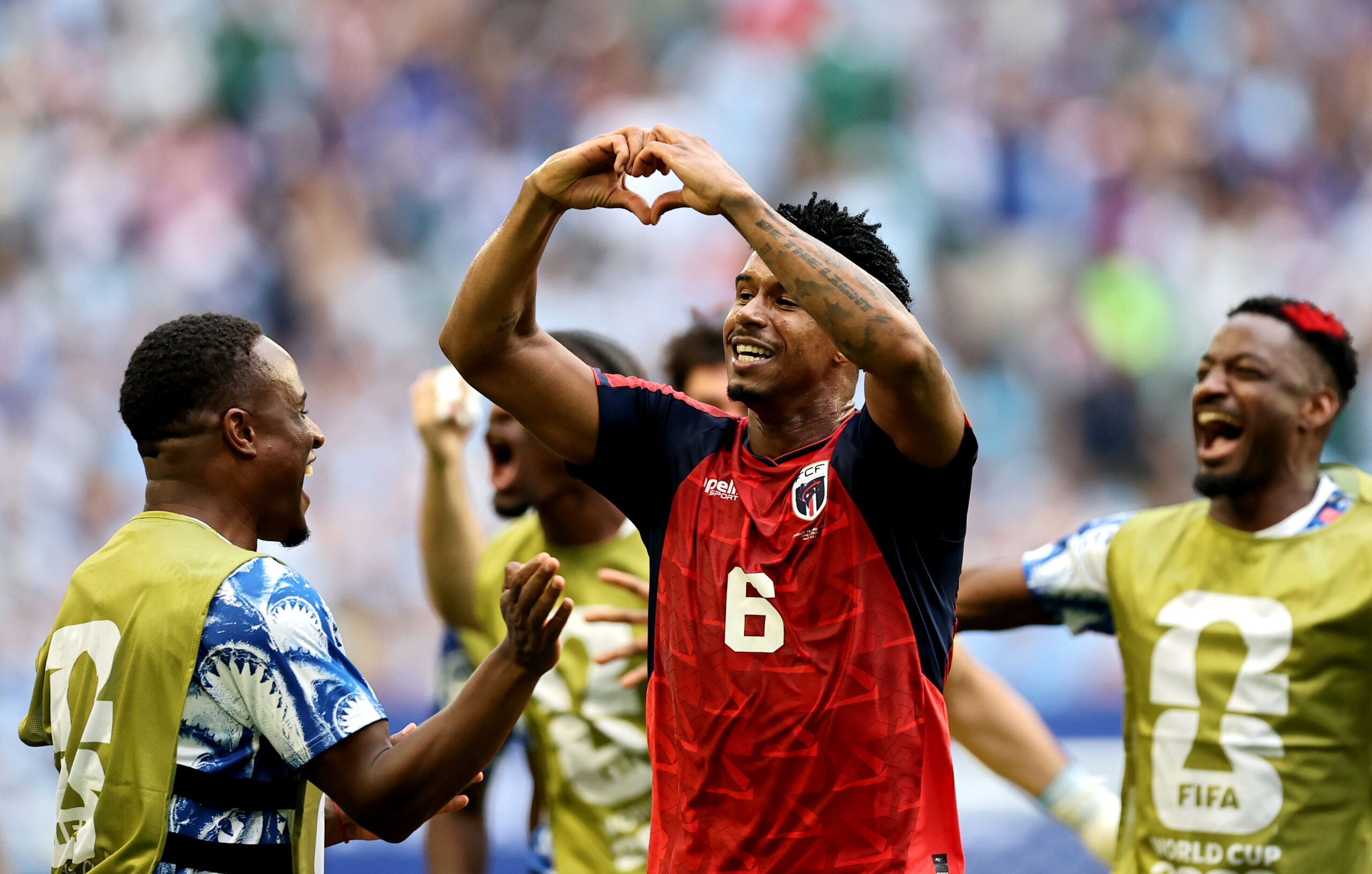 Uruguay empata 2-2 con Cabo Verde en un partido de locura en Miami
