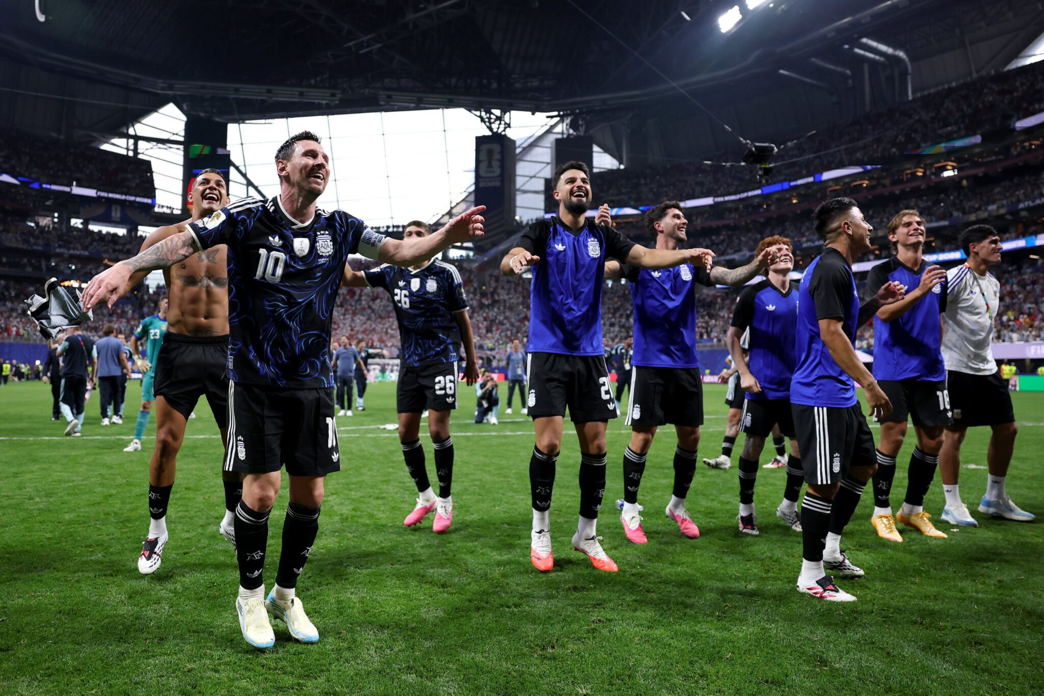 Argentina remonta a Inglaterra 2-1 y jugará la final del Mundial 2026 ante España