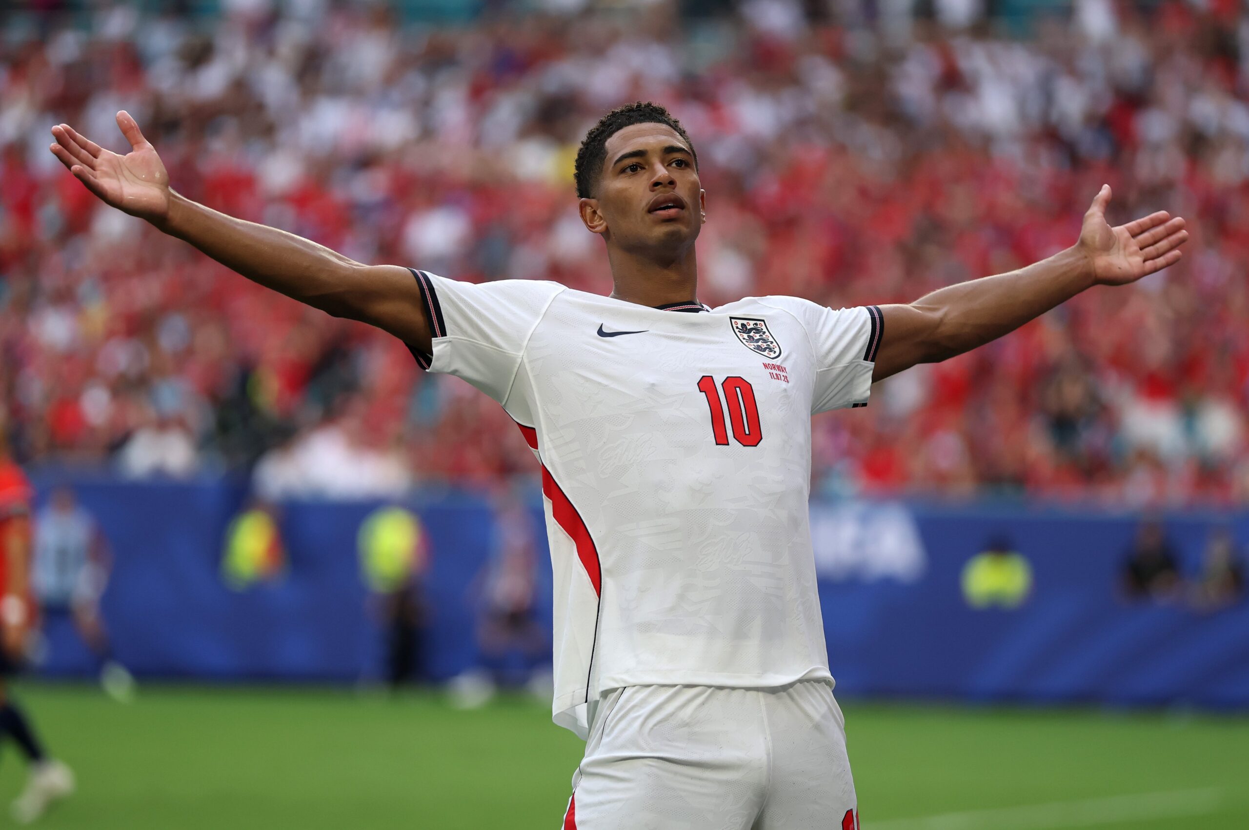 Bellingham lleva a Inglaterra a las semifinales
