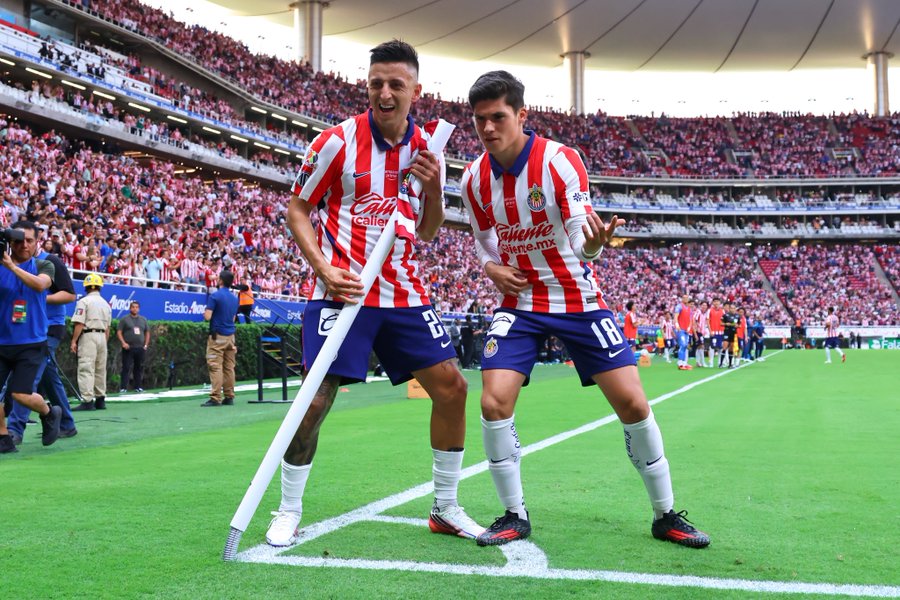 Chivas vence a Bravos con un gol agónico del Piojo Alvarado y consigue su primer triunfo del Apertura 2026