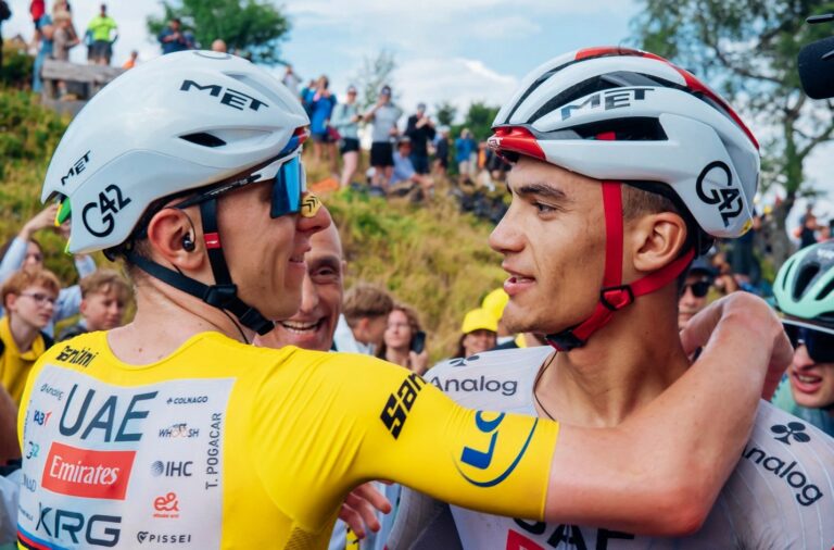Isaac del Toro es segundo en la etapa 14 del Tour de Francia 2026 y sube al séptimo lugar general