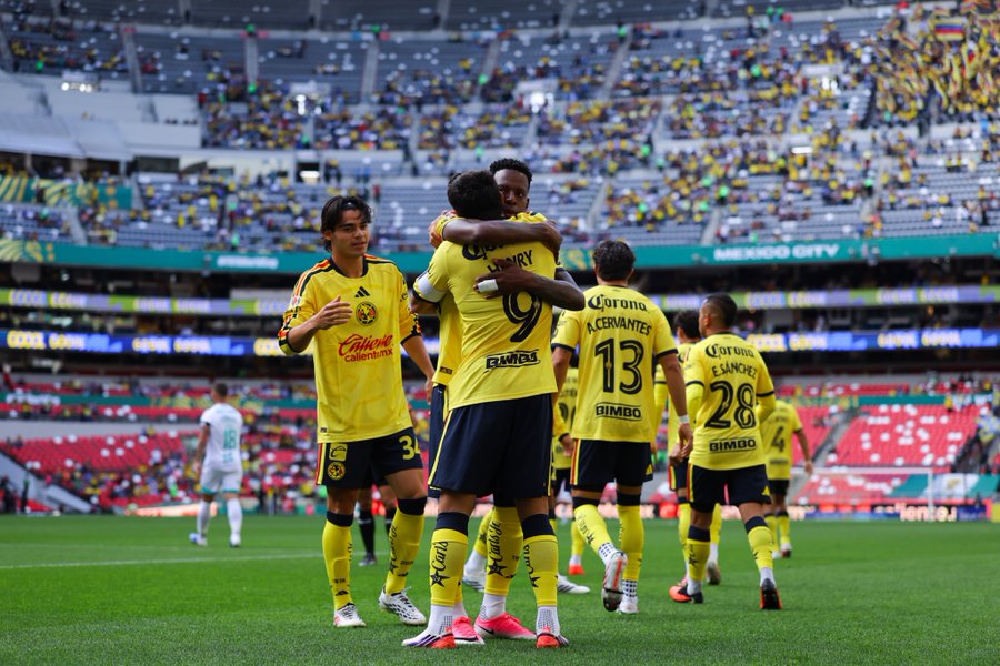 América golea a Santos Laguna y asume el liderato del Apertura 2026