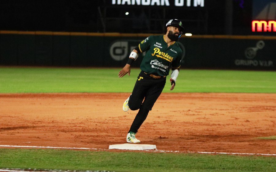 Pericos remonta y gana el primero ante Olmecas