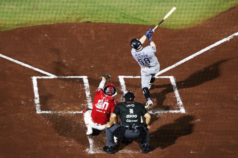 Sultanes blanqueó a Toros y emparejó la Serie del Norte