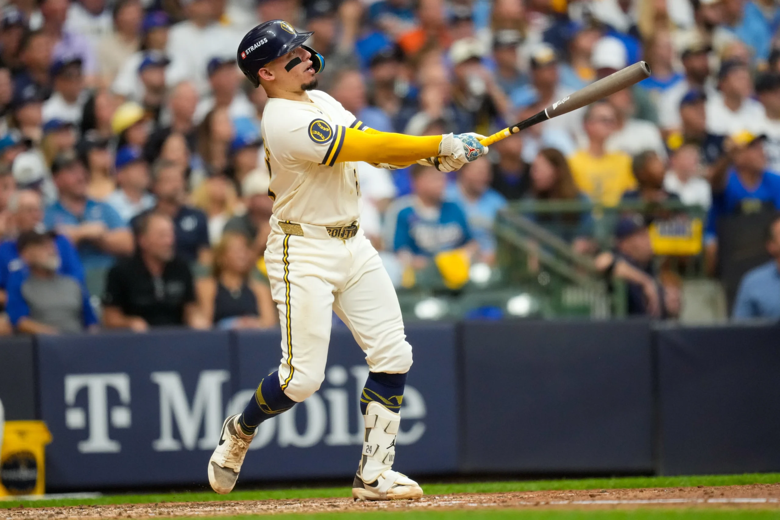 Los Cerveceros de Milwaukee se colocan 2-0 arriba ante los Dodgers en la Serie de Campeonato de la Liga Nacional