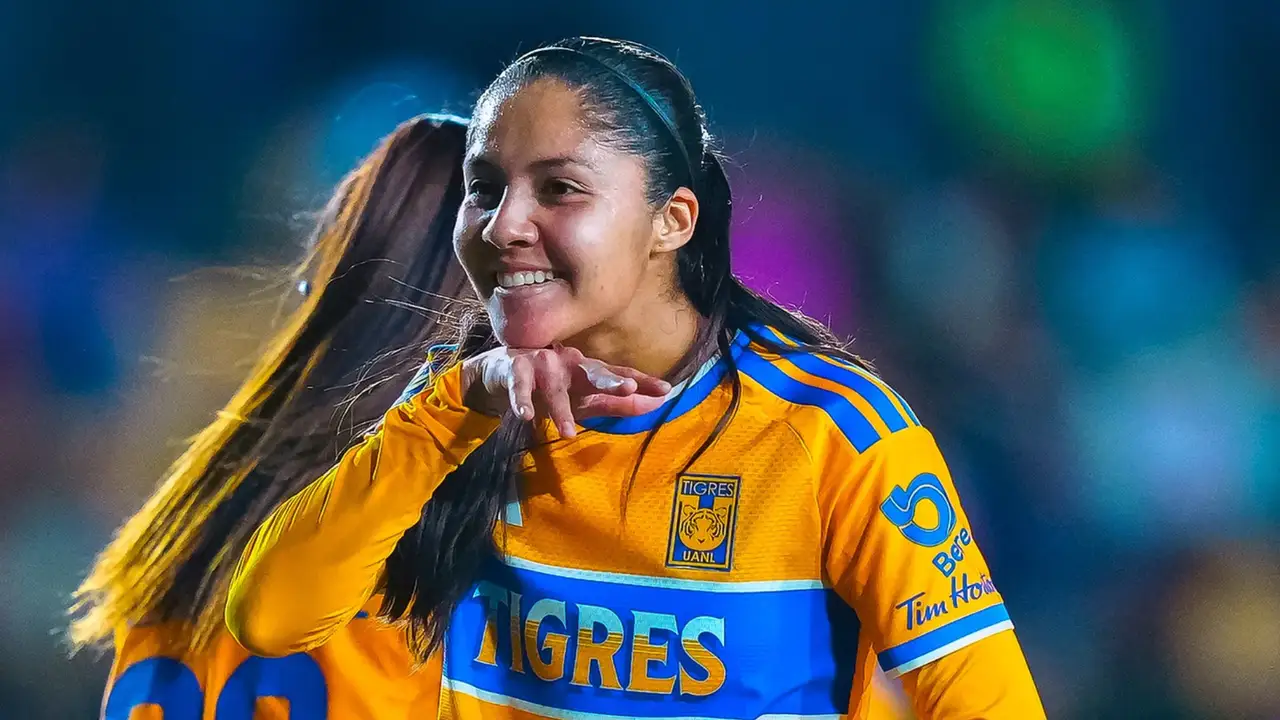 Gallos Femenil cayó ante las Amazonas
