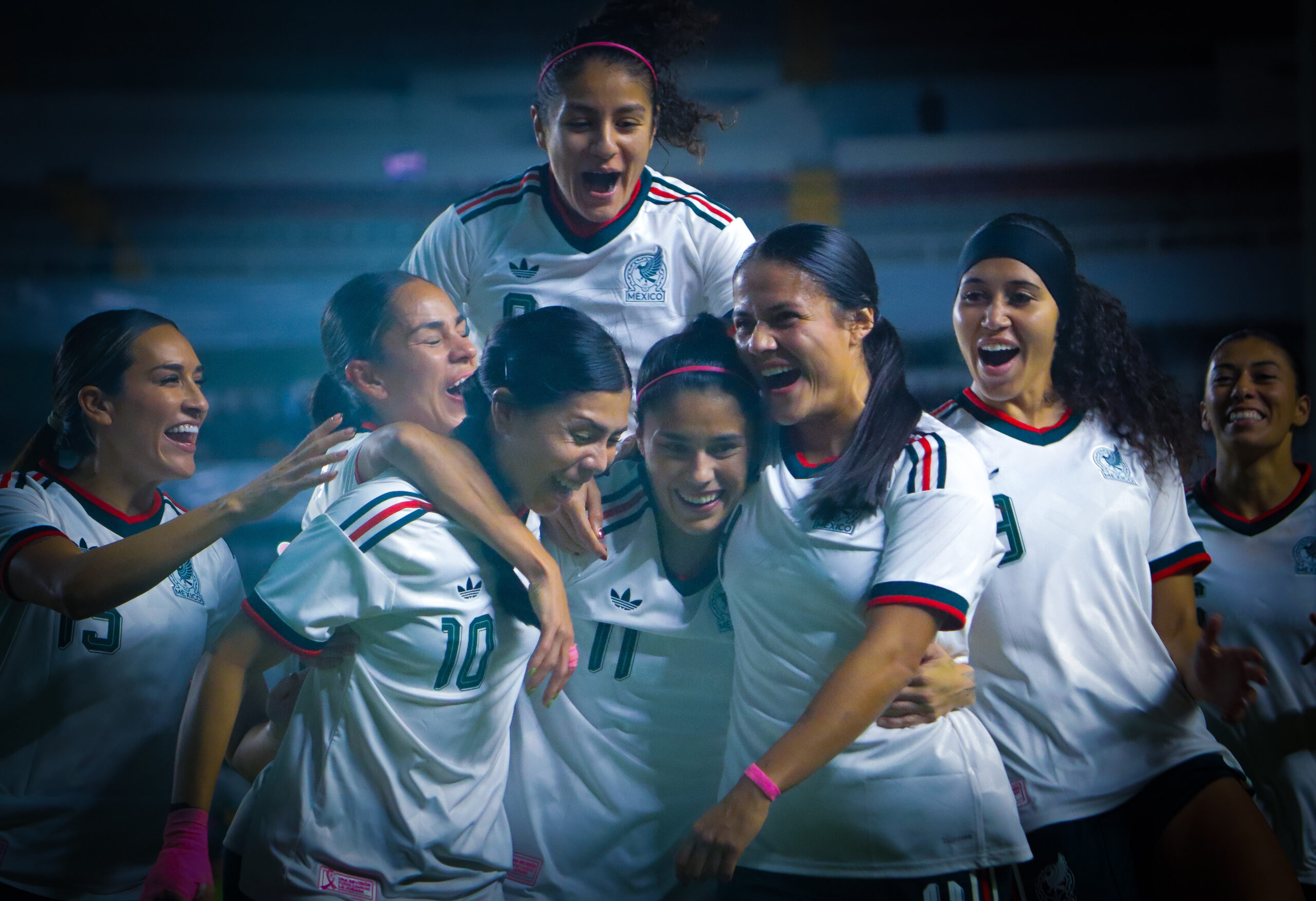 Selección Mexicana Femenil celebra la victoria 3-1 sobre Jamaica en el Estadio Corregidora de Querétaro