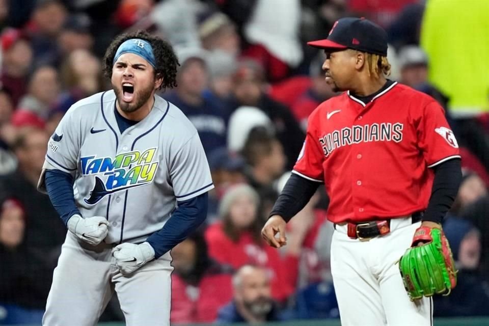 Rays y Guardians durante el Juego 4 de la Serie de Campeonato de la MLB 2026