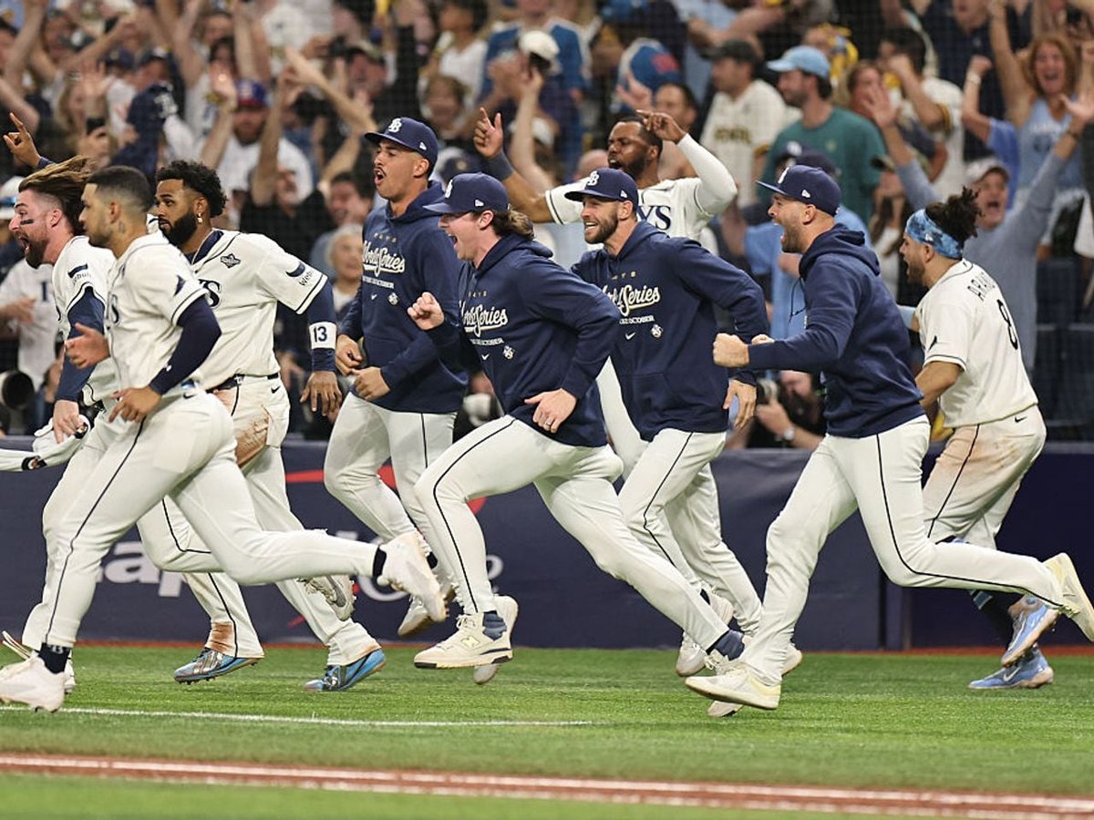 Tampa Bay remonta en la duodécima entrada y vence 4-3 a Milwaukee en la Serie Mundial